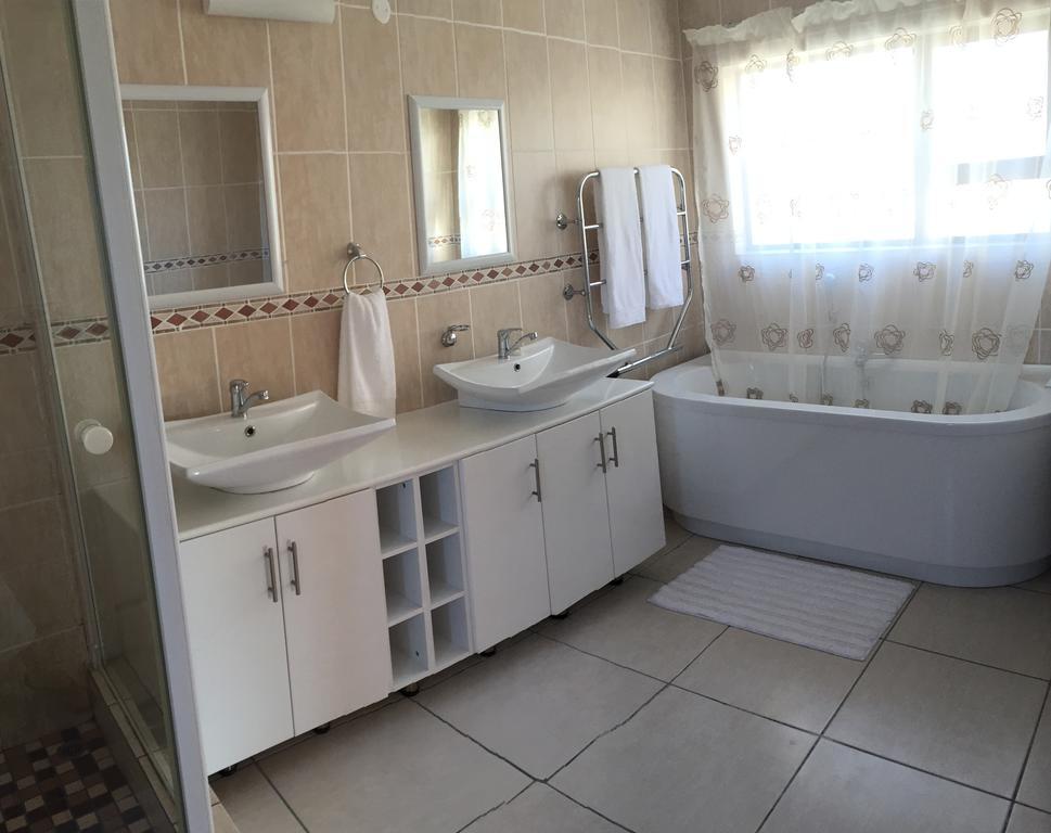 Elizabeth East 98 Port Owen Villa Velddrif Exterior foto